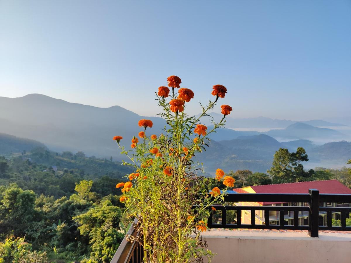 Nepal Village Local Family Homestay Bandipur